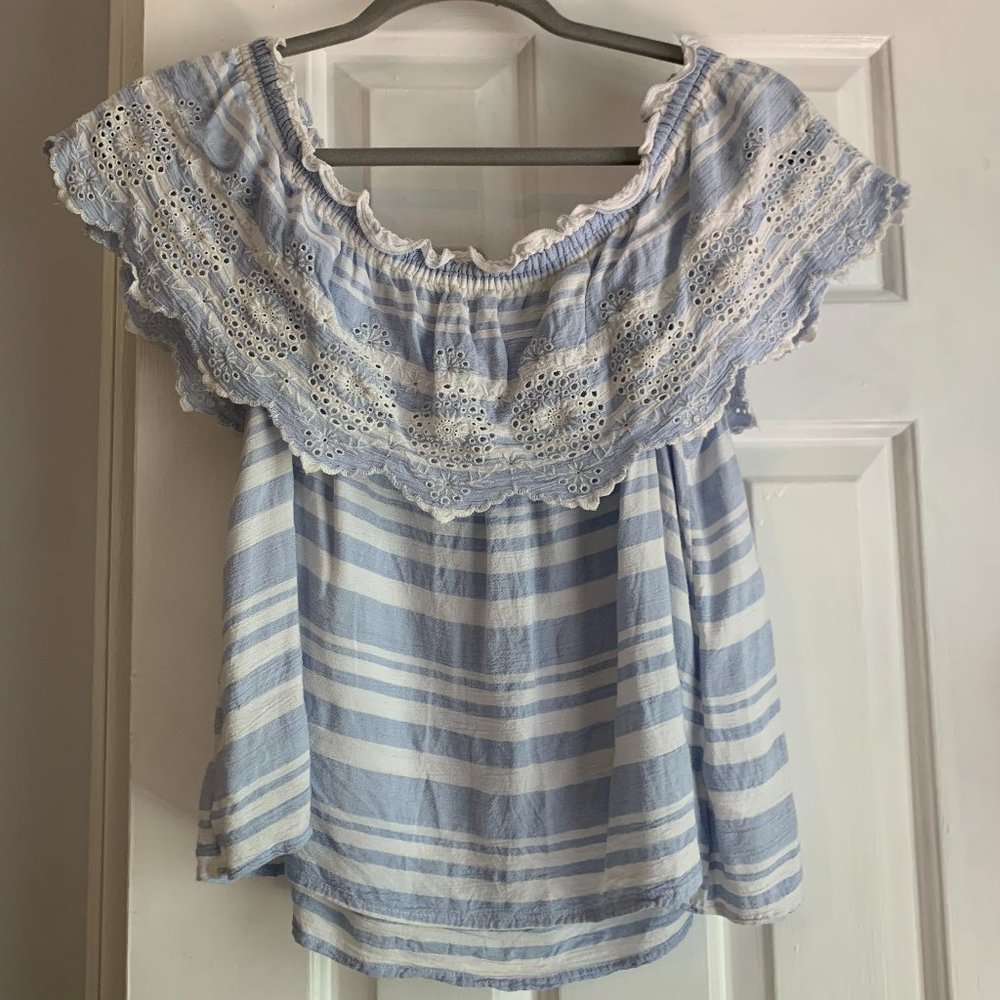 American Eagle Off the Shoulder Top